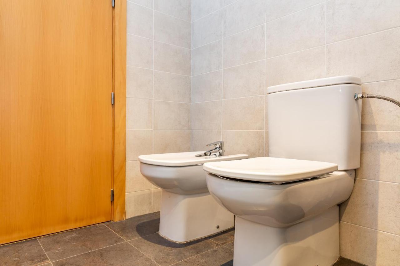 2Br - 2Bh Apartment Close To The Beach Barcelona Bagian luar foto