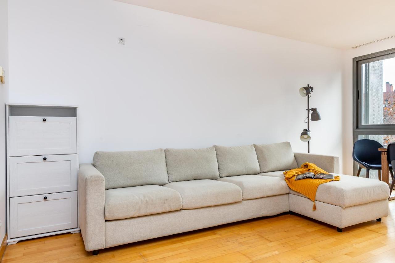 2Br - 2Bh Apartment Close To The Beach Barcelona Bagian luar foto